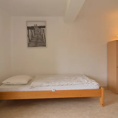 Cosy Holiday Home In Sourbrodt With Sauna Waimes Room photo