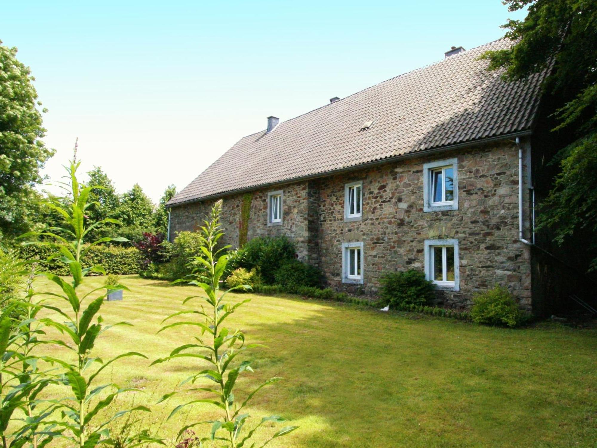 Cosy In Sourbrodt With Sauna Ferienhaus *